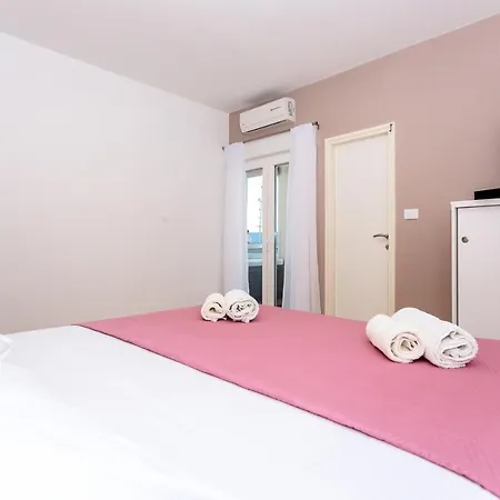Family Suites Korda Apartment Jesenice (Split-Dalmatia)