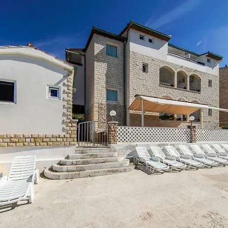 Family Suites Korda * Jesenice (Split-Dalmatia)